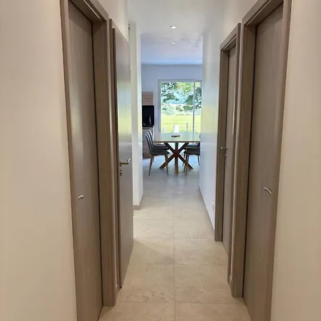 Le Nid Des Moises, Pavillon Neuf * Relanges