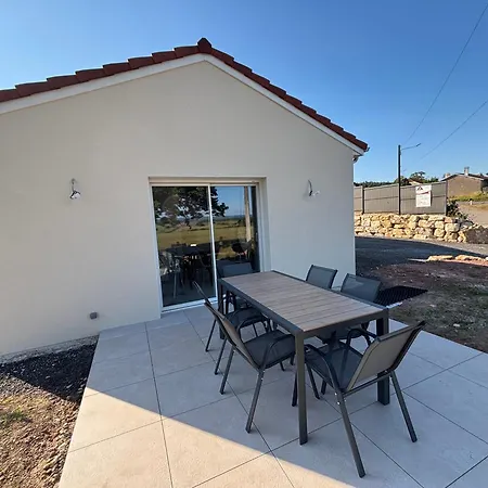 Le Nid Des Moises, Pavillon Neuf * Relanges